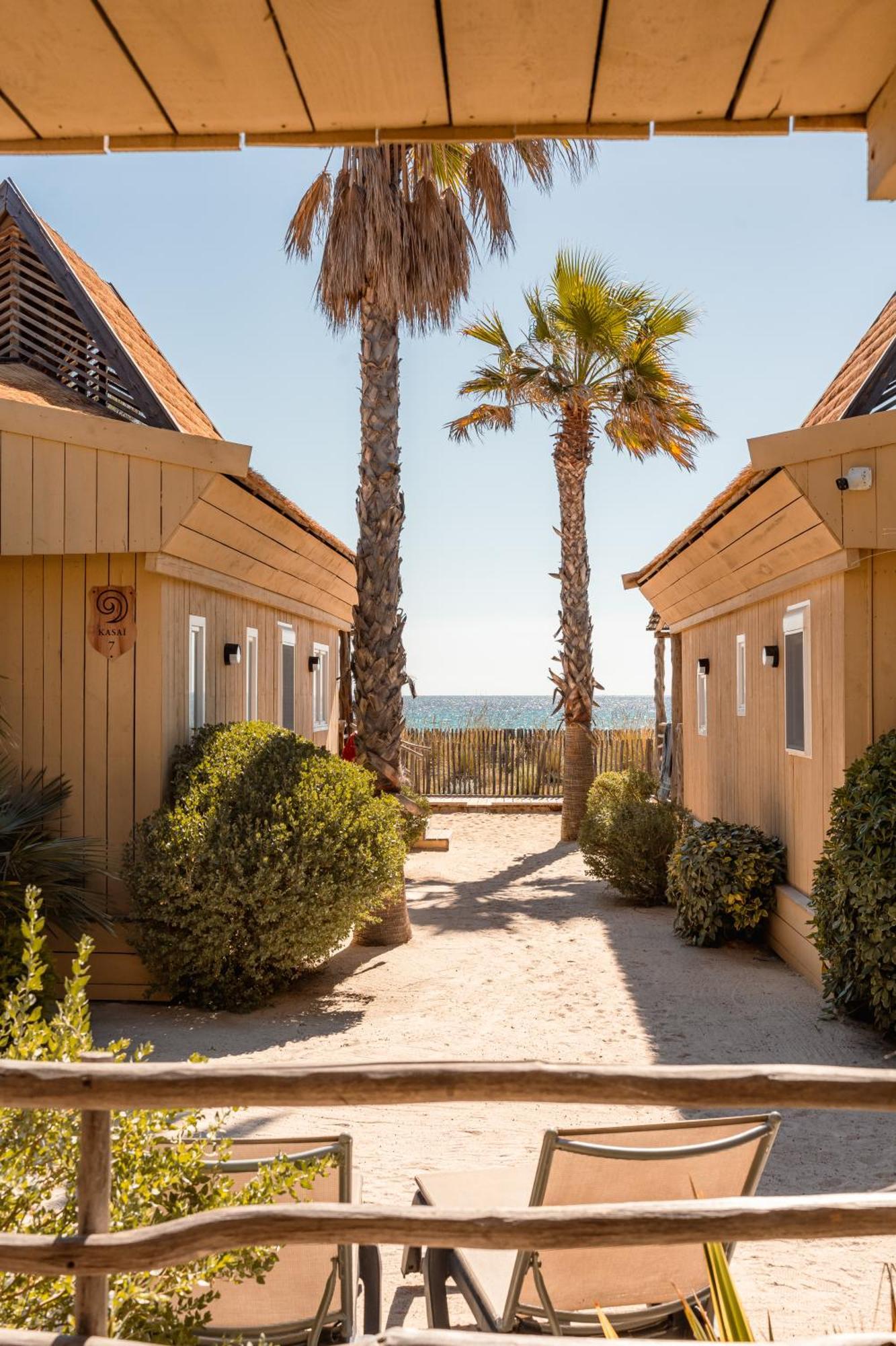 מלון רמטואל Toison D'Or מראה חיצוני תמונה The beach at the Hotel